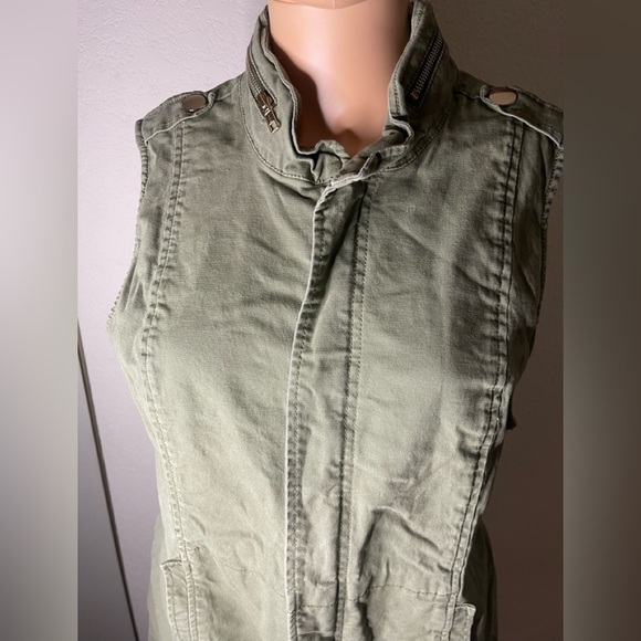 Cabi Explorer Vest Olive Army Green Size Medium - Picture 4 of 9